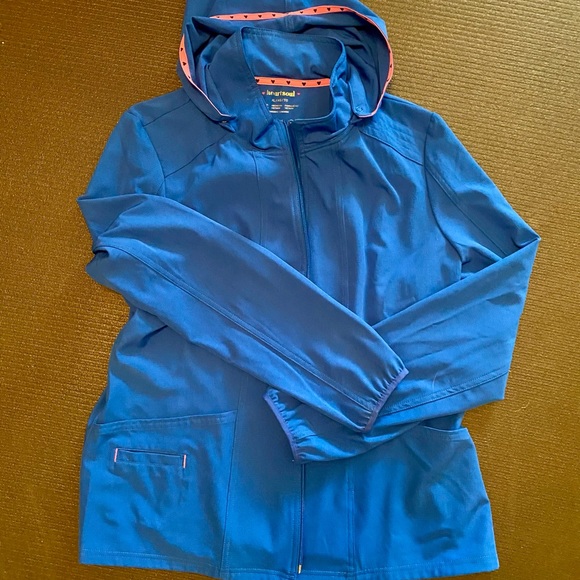 HeartSoul Scrub jacket with detachable hood - Size XL - Picture 5 of 6